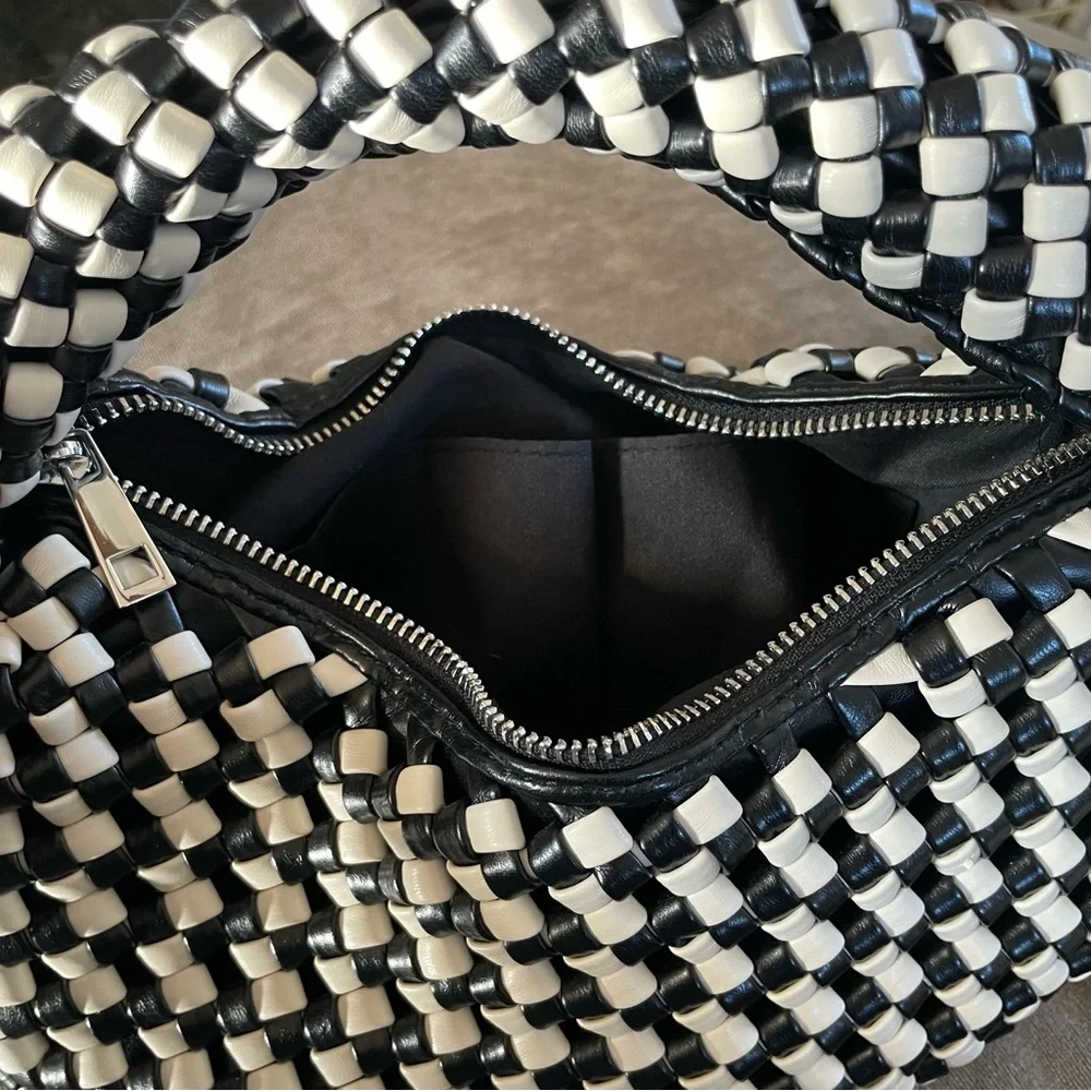 Sincerely Jules Black and White Woven Bag - Picture 5 of 8